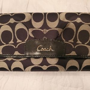 Coach Ashley Signature BLACKCheckbook Wallet